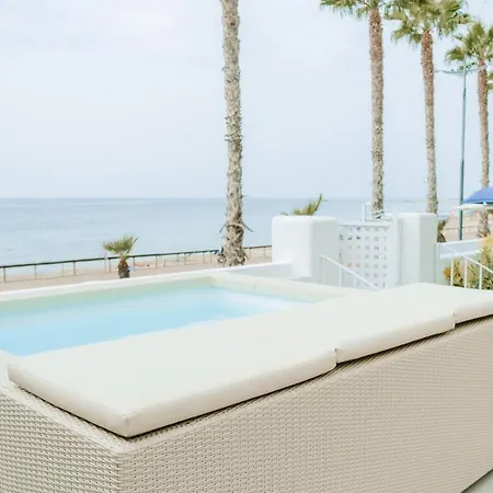 Villa Bahari By Seaward Suites Villajoyosa Exterior photo